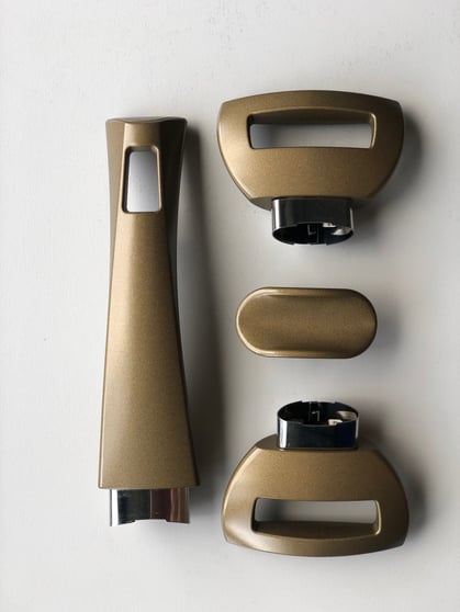 browny-gold-handle-and-knobs